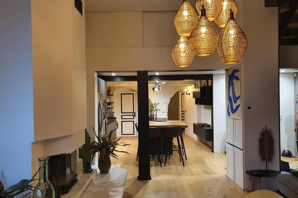 Loft De Type Industriel Et Spacieux Lejlighed